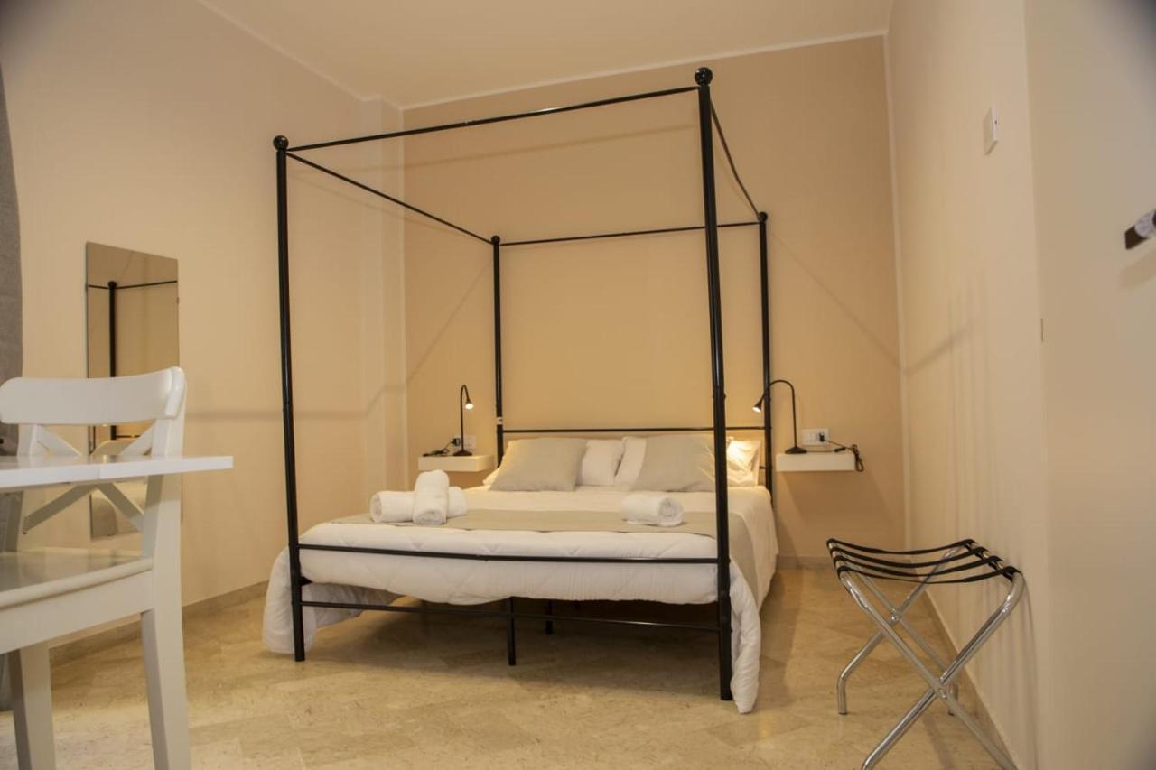 Quinto Apartments Bari Bagian luar foto